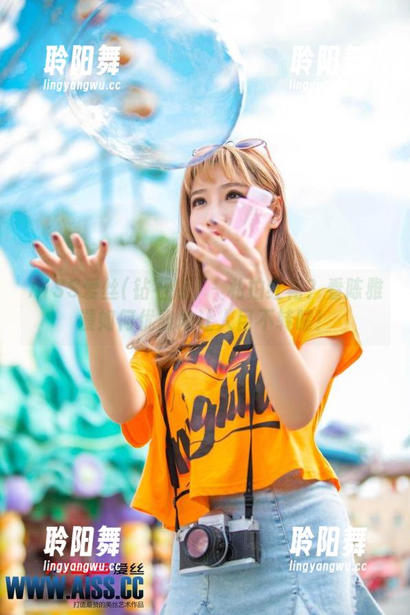 AISS爱丝(钻石版) - 私拍红裙？看陈雅漫如何优雅地让人目不转睛！
