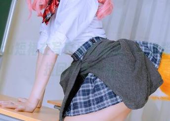 Byoru短裙在写真里的魔力，好像能把我拉回学生时代。