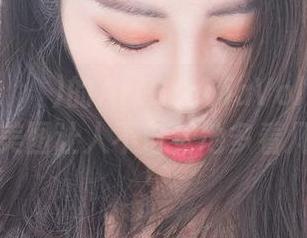 Dami(퀸다미)的ArtGraviaVol在线上亮相！美图让人不自觉地多看几眼。