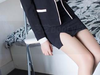 IMiss爱蜜社 – 芝芝Booty的御姐图集——不怕你看多，就怕你看少！