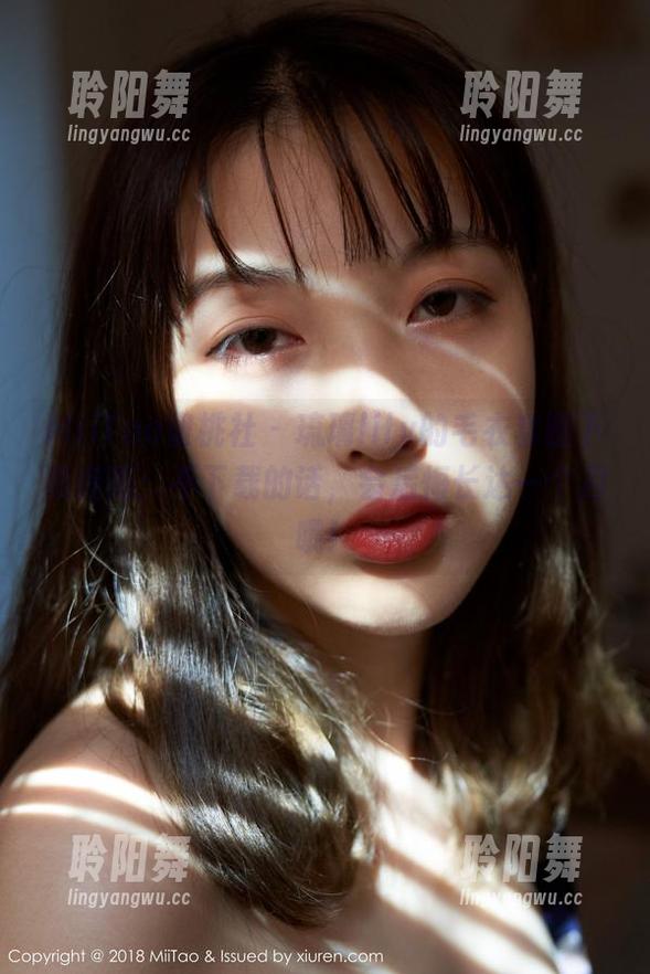 MiiTao蜜桃社 - 琉璃lily的毛衣套图下载指南：不下载的话，会后悔长达一个月哦！