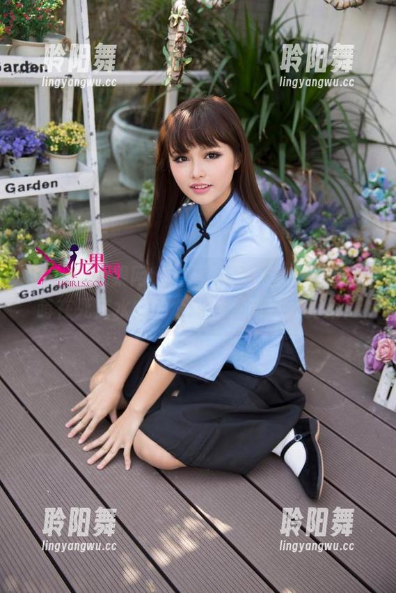 UGirls尤果网 - 有猛料，全套K8傲娇萌萌在死库水中的个人秀，简直太养眼！