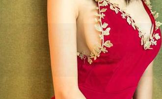 UGirls尤果网 – 因为爱护士，所以选择杨晨晨的写真送给你