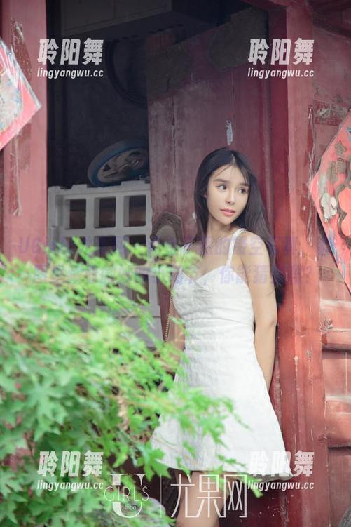 UGirls尤果网 - 看金子熙的镂空写真，套图里藏着微妙的小细节，你能猜到吗？
