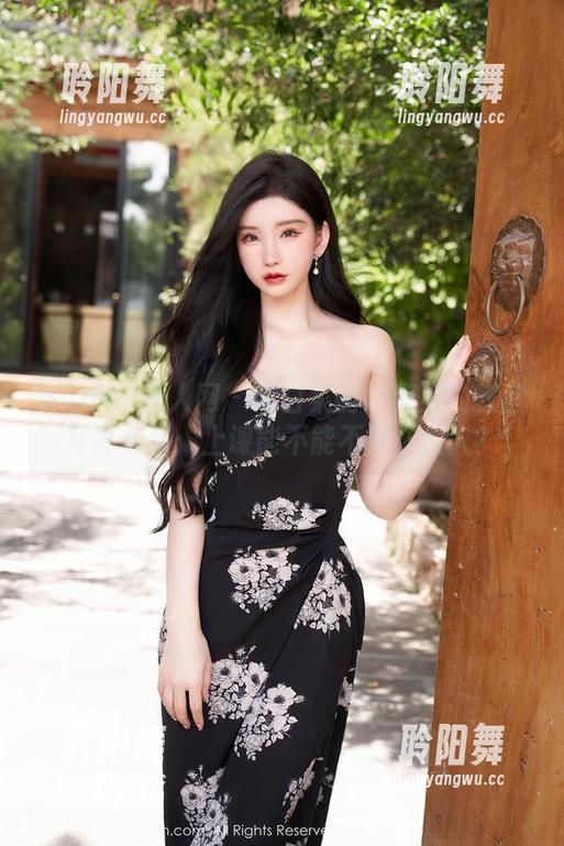 Xiuren秀人网 - 吃白菜的vi菜菜的教室写真合集：上课能不能不那么撩人？
