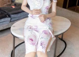 Xiuren秀人网 – 这双高跟鞋的模样，免费下载周jojobaby的独特视角！