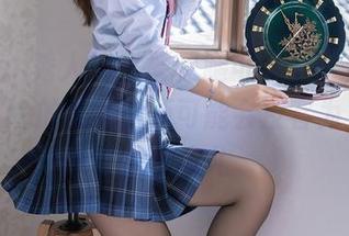 Xiuren秀人网 – 要是腿可以说话，周于希Sally的黑丝插画可能会反客为主？合集在这儿