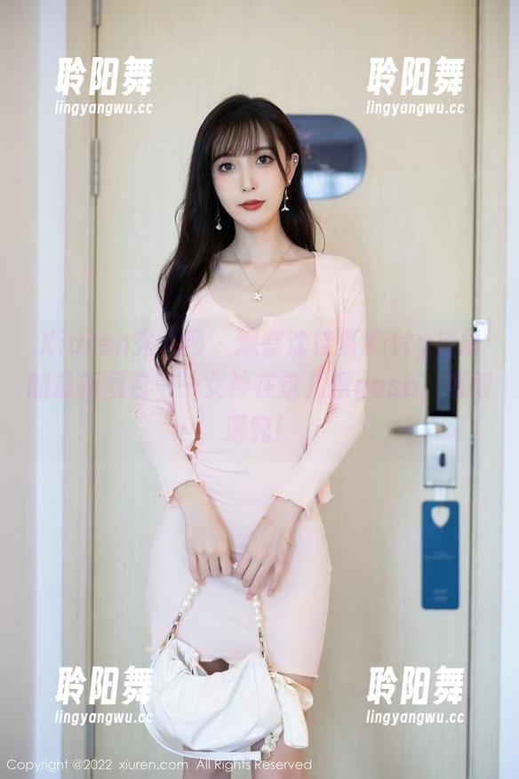 Xiuren秀人网 - 观察沈佳熹Kitty星辰的最新图包——女神在这儿摆pose，值得深究！