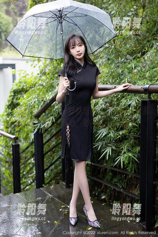 Xiuren秀人网 - 舒林培的牛仔裤图集：那种转身时的好奇心，妙不可言的分享～