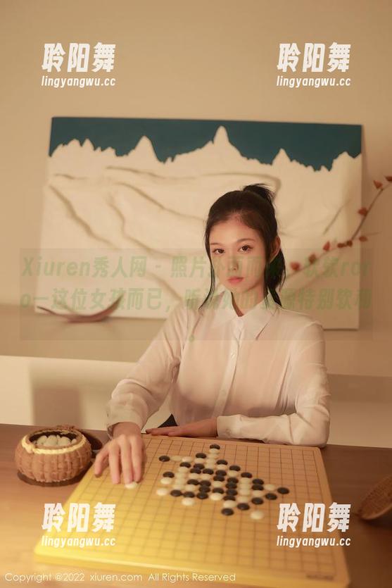 Xiuren秀人网 - 照片扑面而来，软软roro—这位女孩而已，听说她的资源特别软和。