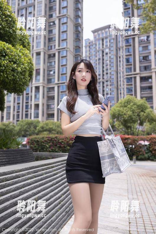 Xiuren秀人网 - 把鱼子酱Fish的套装拿出来，只为这资源值回票价！