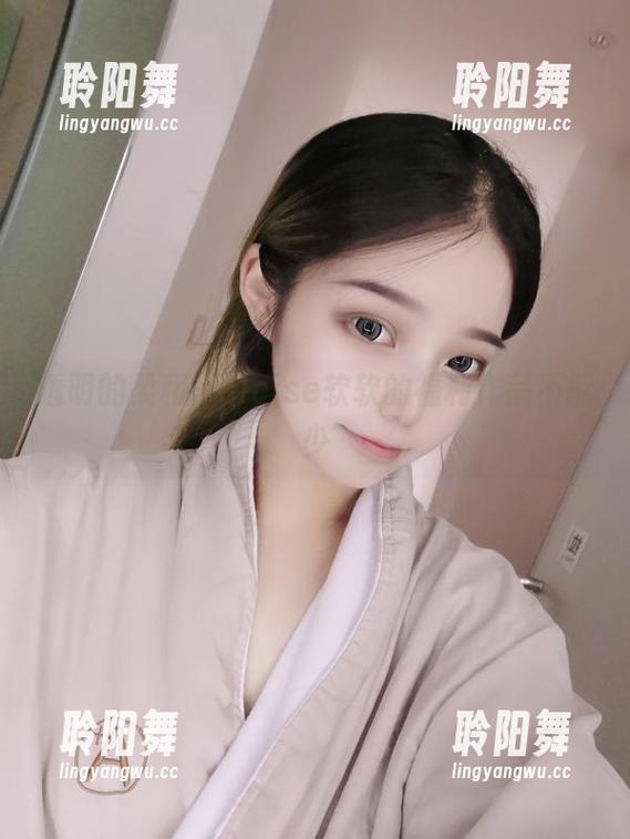 透明的柔和，eloise软软的福利作品不能少