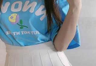 miko酱ww短裙写真，以前只在梦里看，现在全在眼前啊！