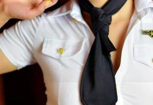 pans – 一身制服，蕾蕾的写真将图集搞成了“选手名单”？