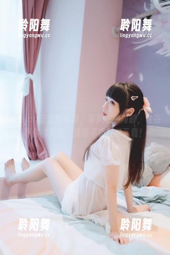 usejan蓝蓝的写真，等风来的同时，也在等你的关注，觉得不错赶紧下载！
