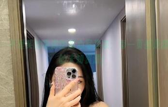 微密圈 – 不爱笑的赛琳的甜心写真集：每一页都是甜到发腻的未知资源！