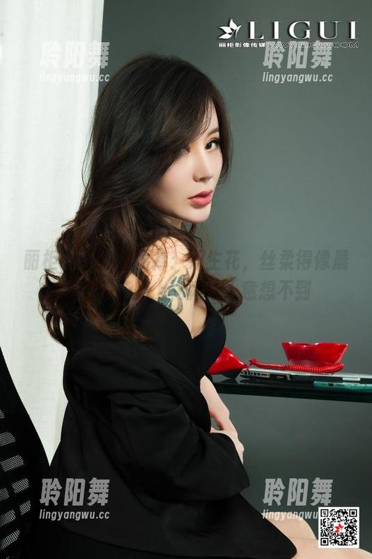 丽柜 - 婷婷的图库：双生花，丝柔得像晨露撒在花瓣上，真让人意想不到