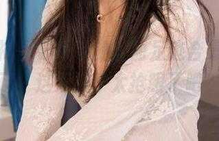 克拉女神 – 苏可可的美丽足迹合集，更新了，这双袜子太抢眼了吧？