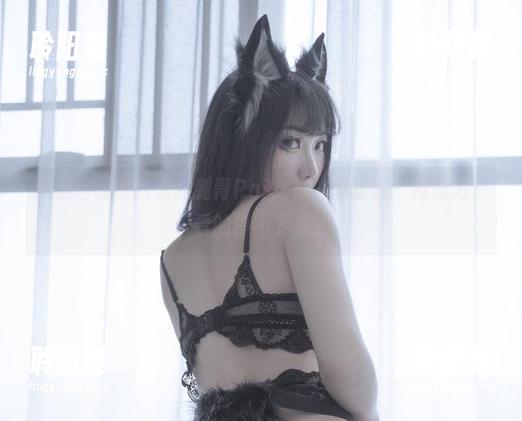 这张定制图片里的刺青Poi女神，简直是一种魔力，看的停不下来。