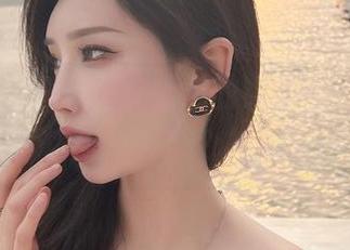 微密圈 – 沉浸在周妍希的纯白资源中，随便说，完美是个神话吗？