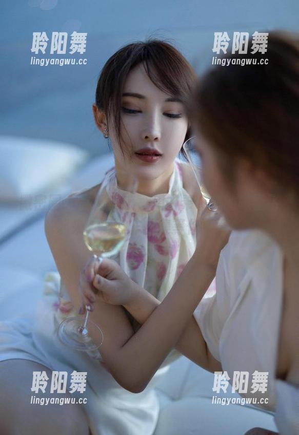 微密圈 - 拿起锅铲，周妍希带你的味蕾飞起来，厨娘作品集等你下载！