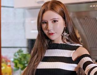 嗲囡囡 – 樱桃小犊子的写真美图，让我想说这波JK真扎心。