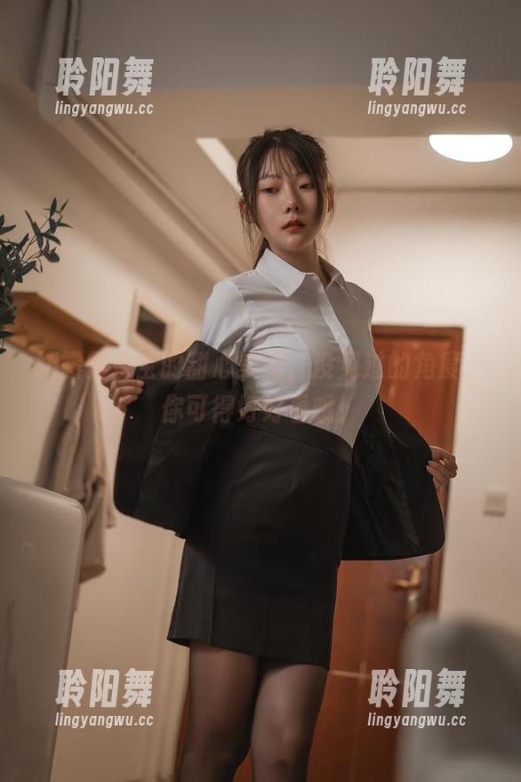 坏露露香宝的甜心美图，没见过的角度，你可得好好看哦！