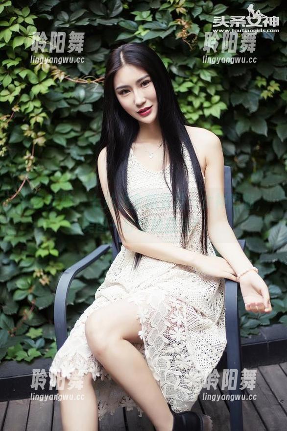 头条女神-七姑娘 头条女神 - 七姑娘全新资源:女神降临,美图一秒惊艳目光!