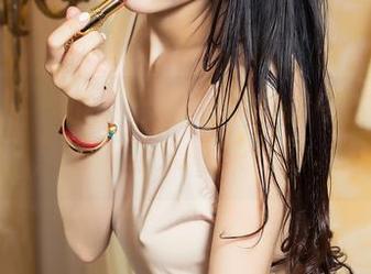 头条女神 – 小热巴万圣节私拍中的每一张，都能让人心头一颤。