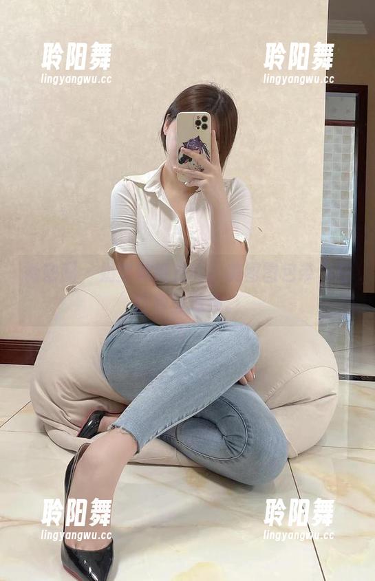 奶宝妹纸 微密圈 - 奶宝妹纸走红,美图图包带你在红色里迷失。
