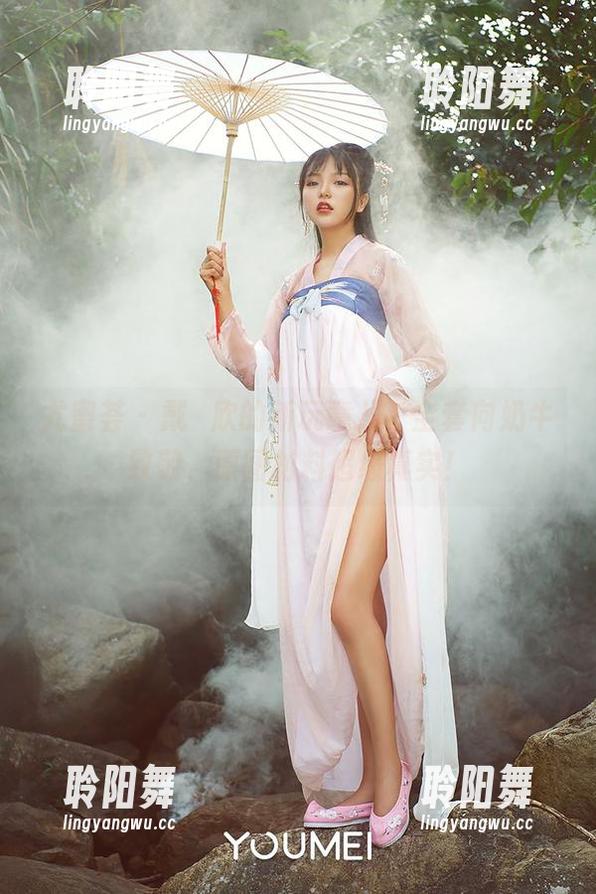 尤蜜荟 - 戴渃欣的新玩意儿，全套向奶牛致敬，原图材料超级真实！