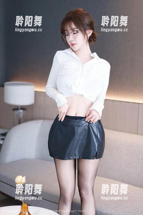 尤蜜荟-黄歆苑 尤蜜荟 - 黄歆苑:姐姐的写真,壁纸也有气质