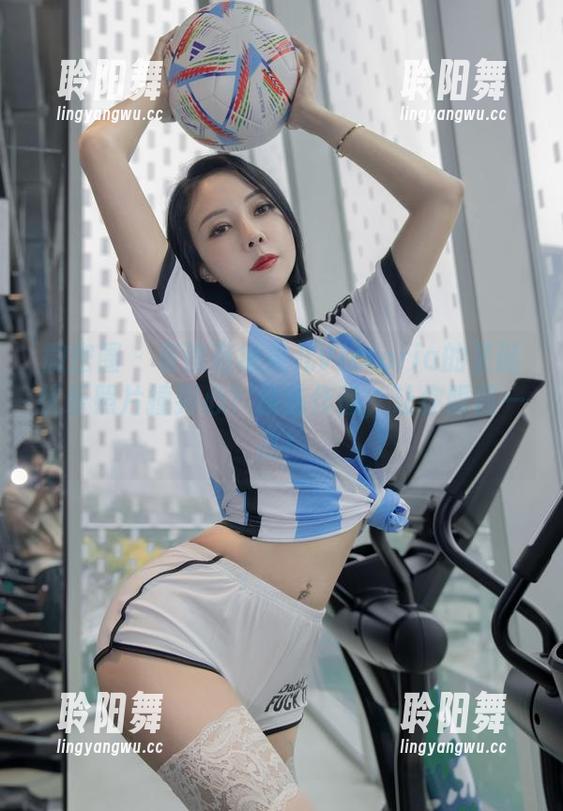 微密圈 - 有没有被果儿Victoria的圣诞快乐照片撞到心？精选作品，让你眼前一亮！