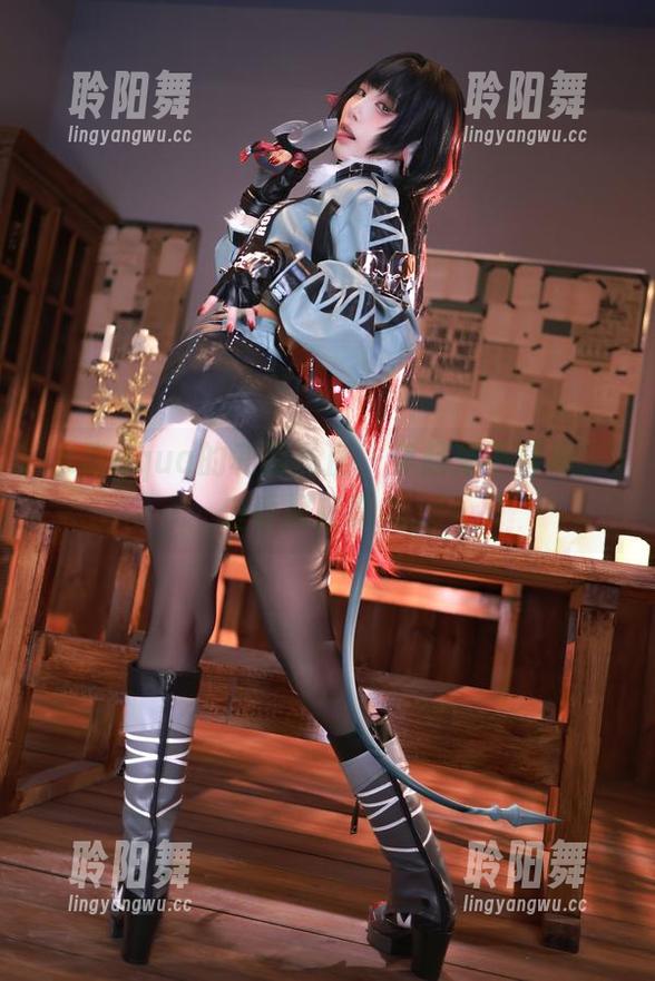 水淼aqua 水淼aqua的和服私房,穿起来不容易,但看起来真美。