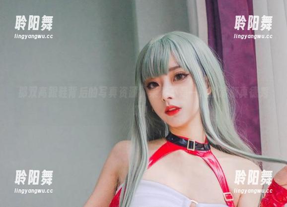 清颜真德秀 那双高跟鞋背后的写真资源,果然不是一般的清颜真德秀啊!