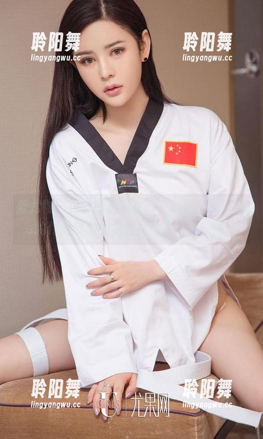 爱尤物 - 白色静谧又张扬，陆萱萱cecilia的作品带来的福利真让人耳目一新。