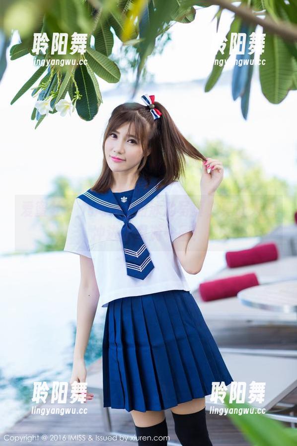 爱蜜社 - 九尾Ivy的泳池写真，真让人想冲进水里游一圈！