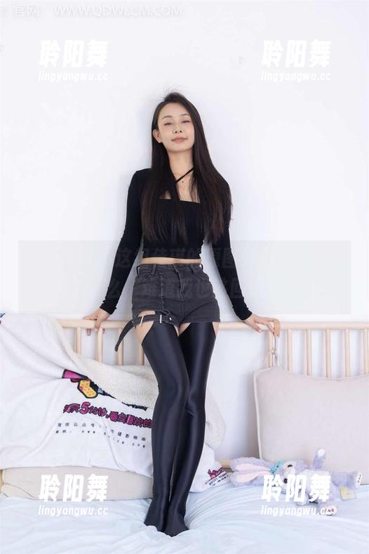 物恋传媒 - 这组佳琪的原图，右手年华唤醒了什么，难道我也该回忆一下？