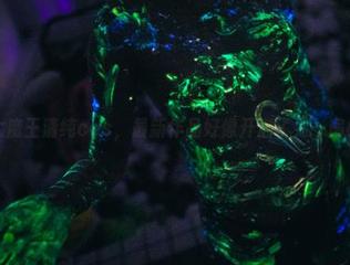 甜糖大魔王清纯cos，最新作品好像开启了另一扇小窗！