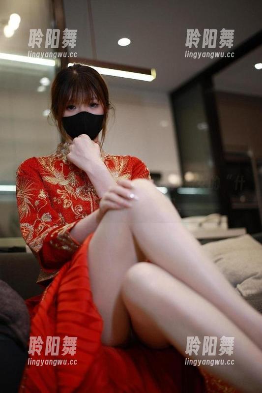 微密圈 - 最新足底图片，白龙猫女的“什么鬼”系列真有趣。