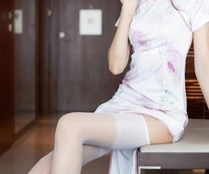秀人网 – 不止是网盘，Egg尤妮丝的眼镜还可以看穿你的心思？