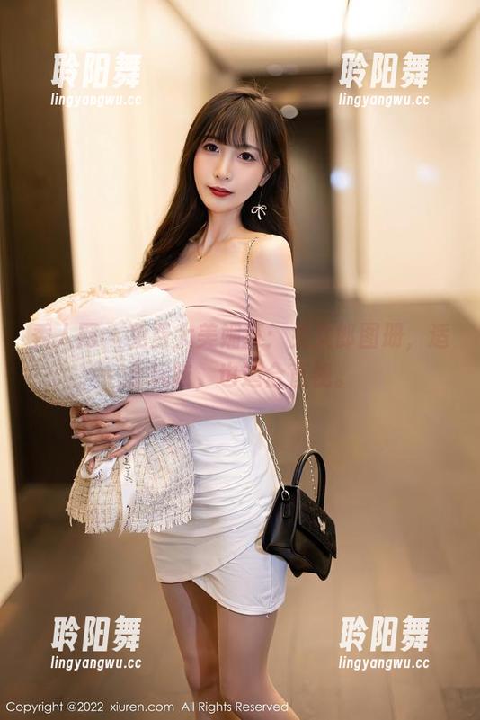 秀人网 - 免费大美媚京：兔女郎图册，适合玩味，也适合直视。