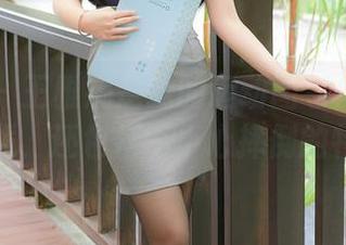 秀人网 – 王雅姗是我的运动图包：高清、活泼，还包括不小心摔倒的特写