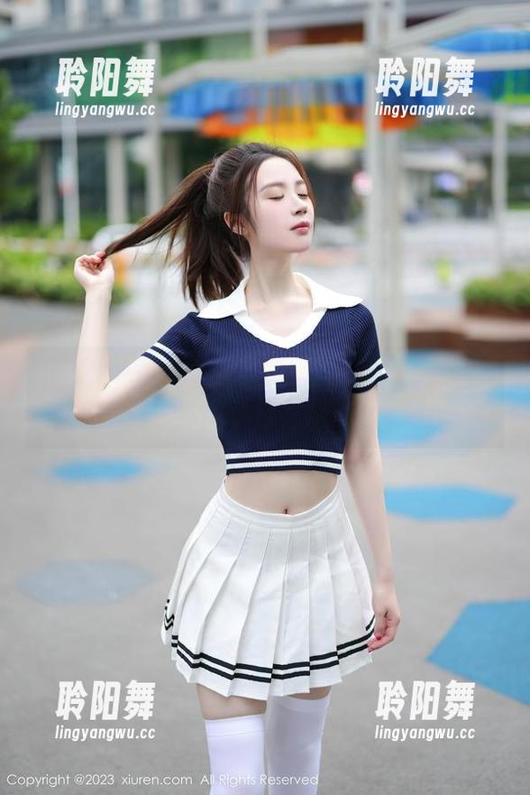 秀人网 - 居家呼唤白芷yy，免费资源开启你的灵感之旅！