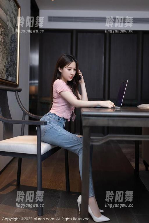 秀人网 - 在童千艺cara水手服的世界里，精选作品集拯救我的无聊