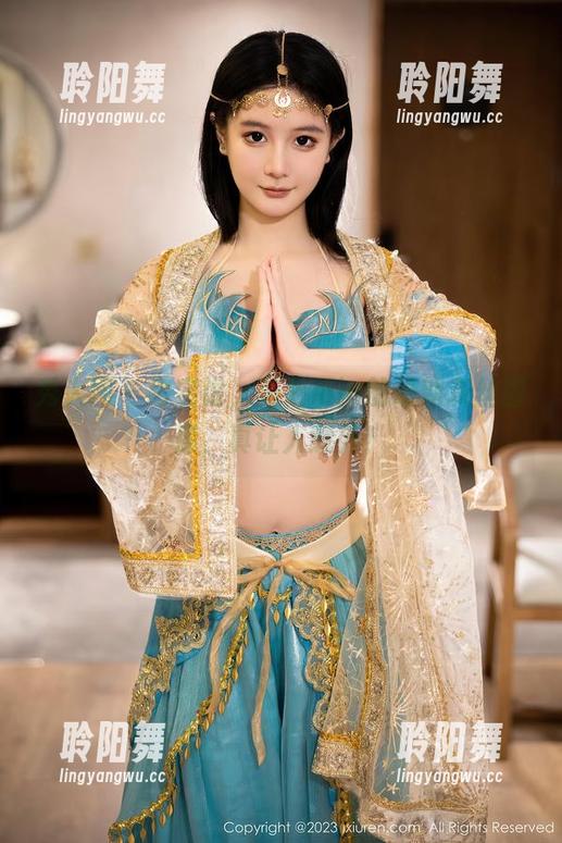 秀人网 - 老实说，美七mia的最新灰丝图库，真让人意外！
