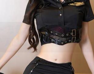 秀人网 – 草莓zz的水手服图包究竟能坐几个人的心？我说是期待满满。