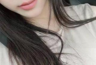 微密圈 – 美图不断，童小芯的美足会不会出街边网红？