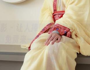 绮梦摄影 – 让人捧腹的秋月美图双人系列，免费来一发，这图抢手呵！