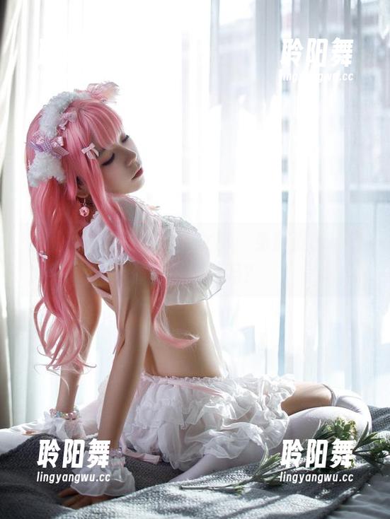 自闭颜球球的透明兔女郎，免费资源抢先体验！想看吗？